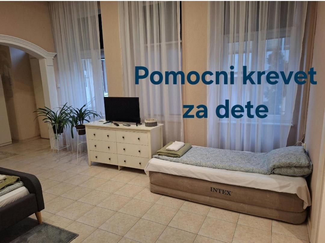 Mainstreet Apartman Суботица Экстерьер фото